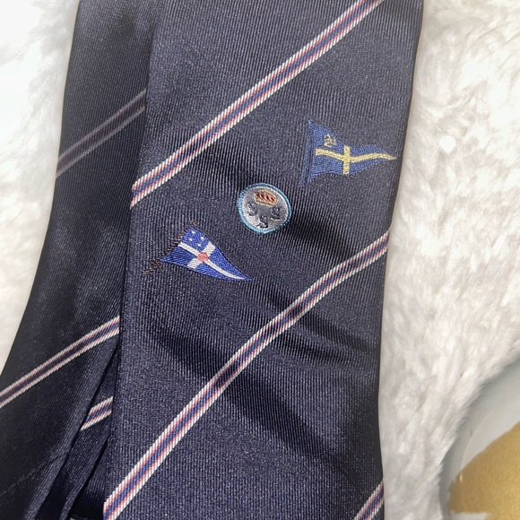 Louis Vuitton Navy Blue Americup Silk Tie - Picture 8 of 8